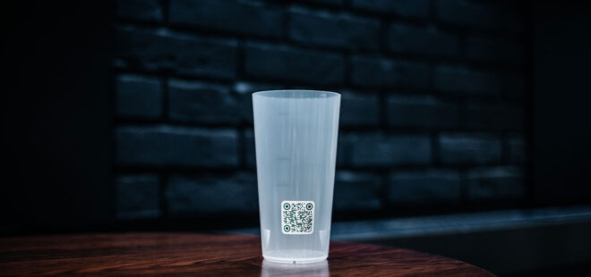 The Navrátil cup saves single-use plastics and helps a good cause!