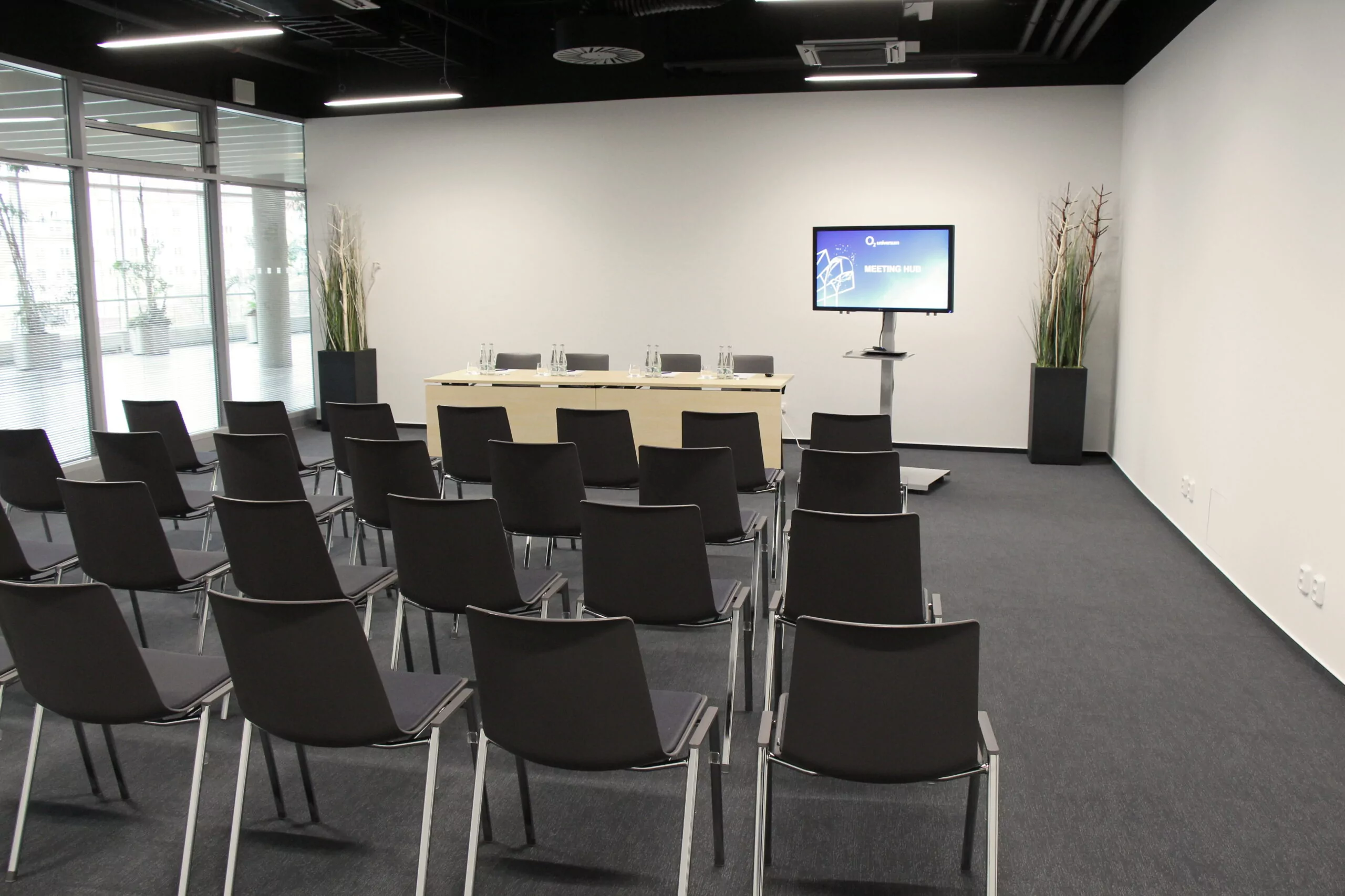 Thumbnail # Kancelář na dobré adrese? To je Meeting hub v pražské O2 areně
